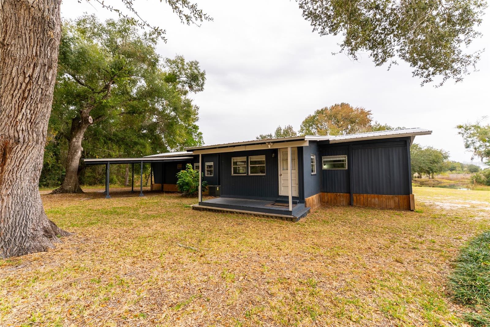 PETES POINT - Residential