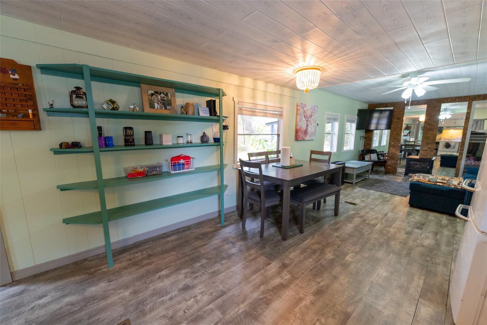 PETES POINT - Residential