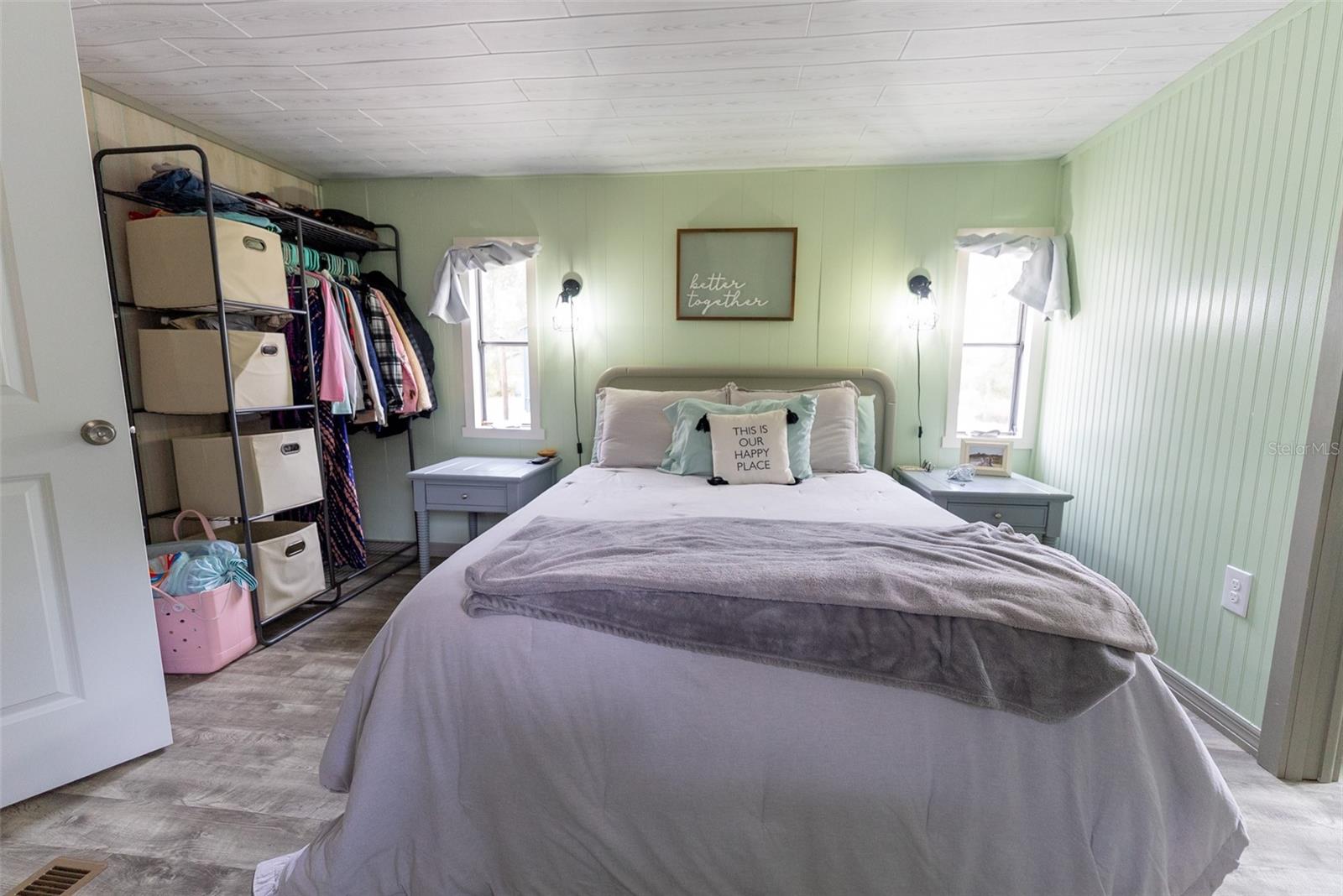 PETES POINT - Residential