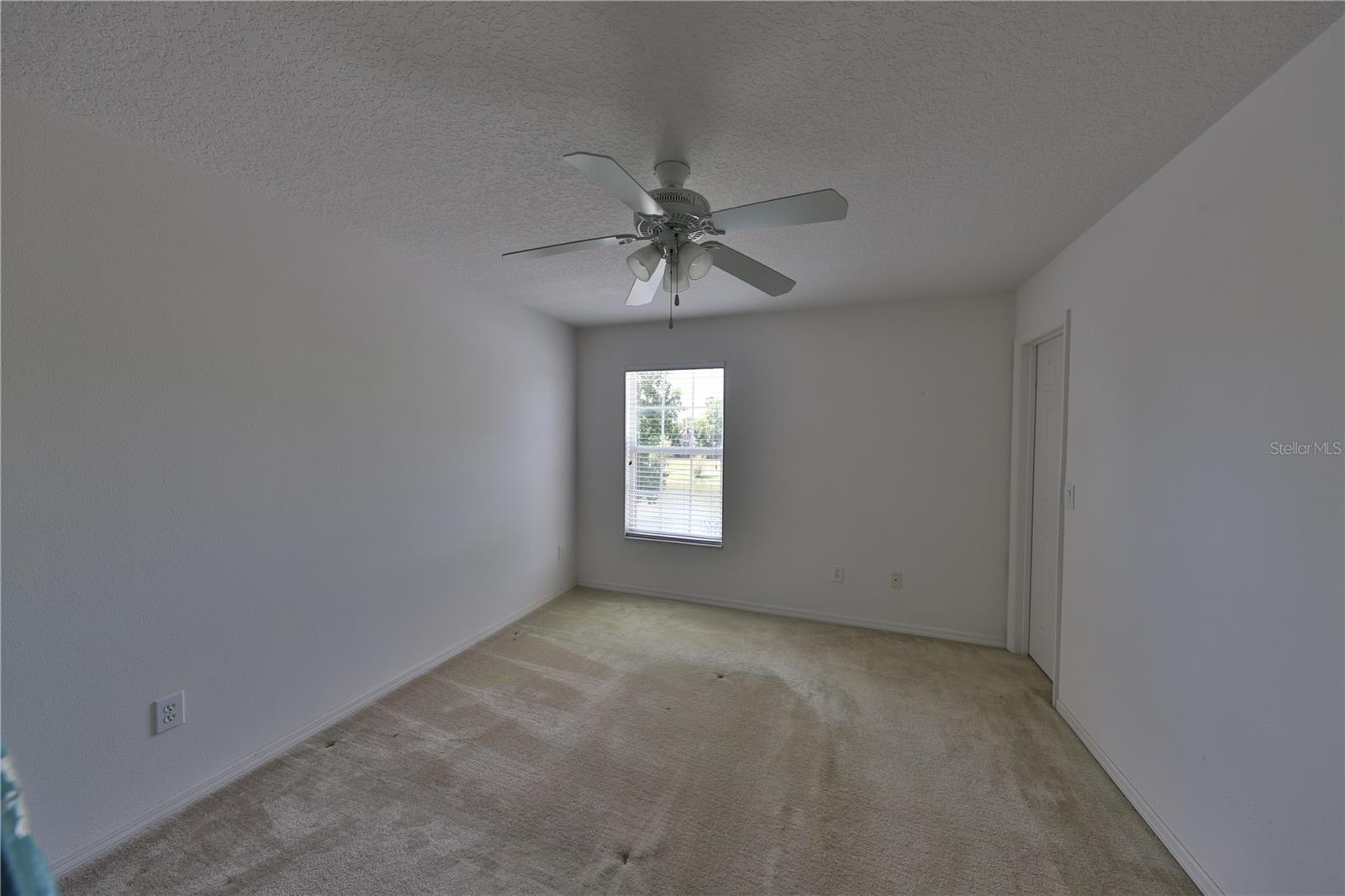 WINDING HOLLOW - Residential