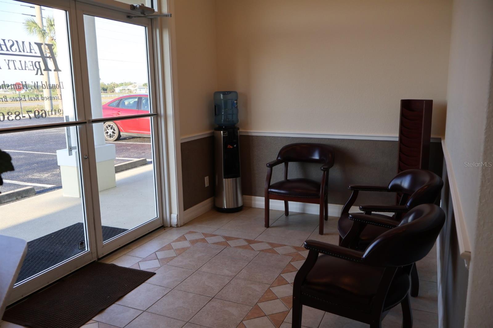 PORT CHARLOTTE SEC 095 - Commercial Lease