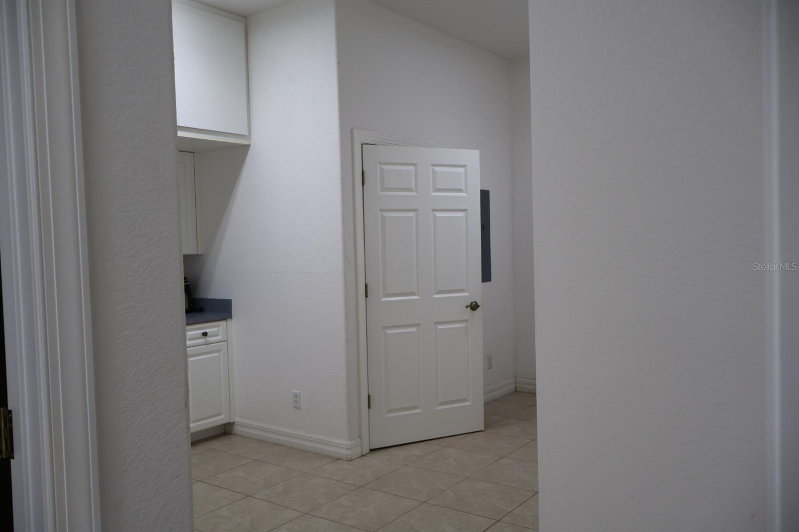 PORT CHARLOTTE SEC 095 - Commercial Lease