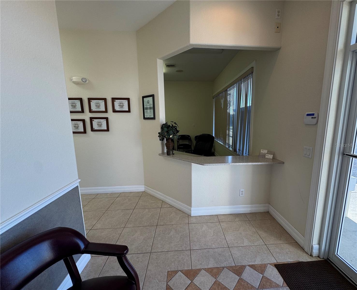 PORT CHARLOTTE SEC 095 - Commercial Lease