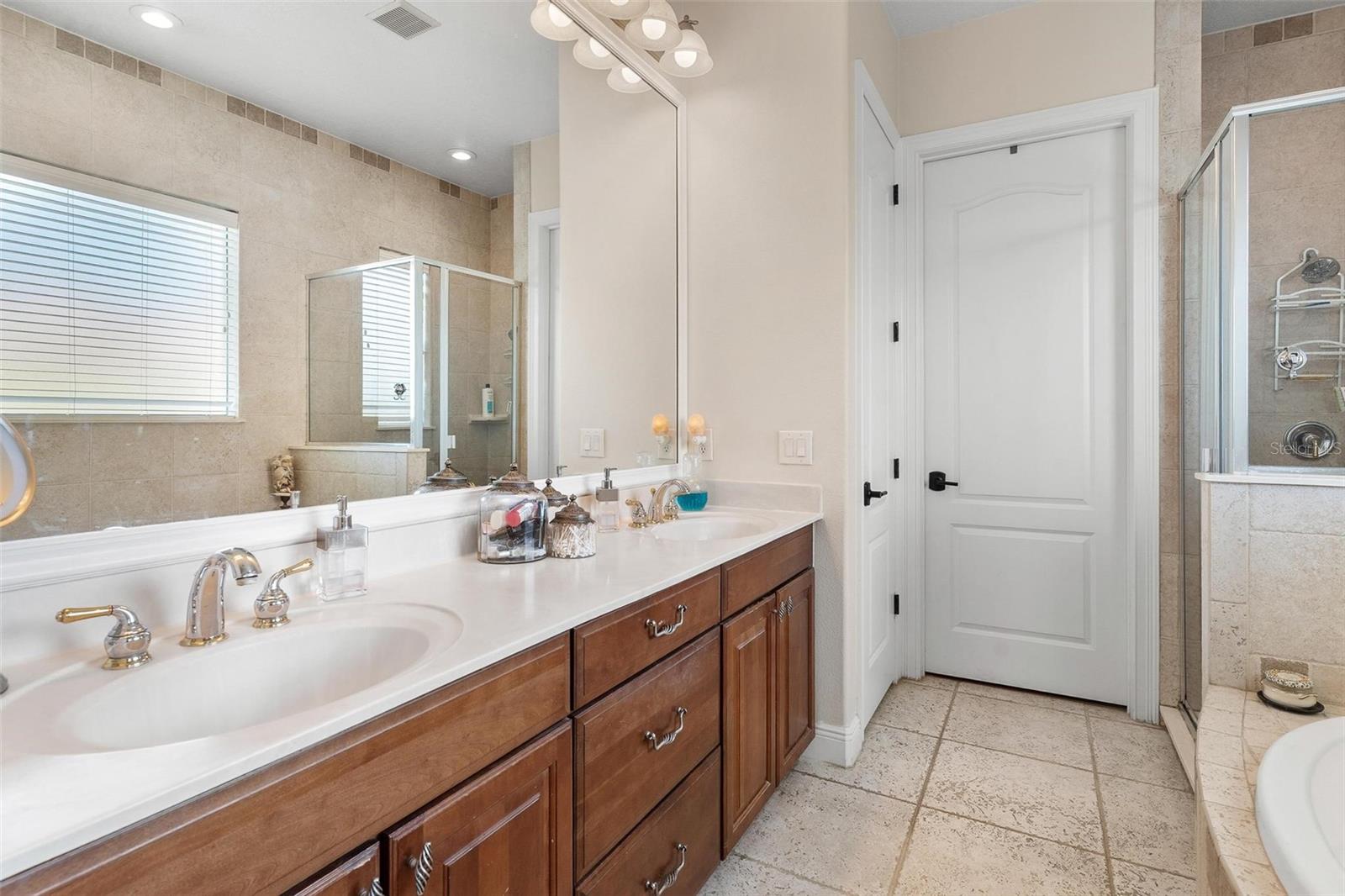 MOUNT DORA LOCH LEVEN PH 05 - Residential