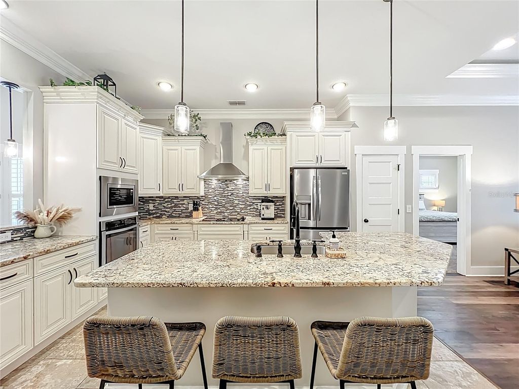 Photo of 1513 Pinecrest Place, Orlando, FL 32803 (MLS # S5140884)