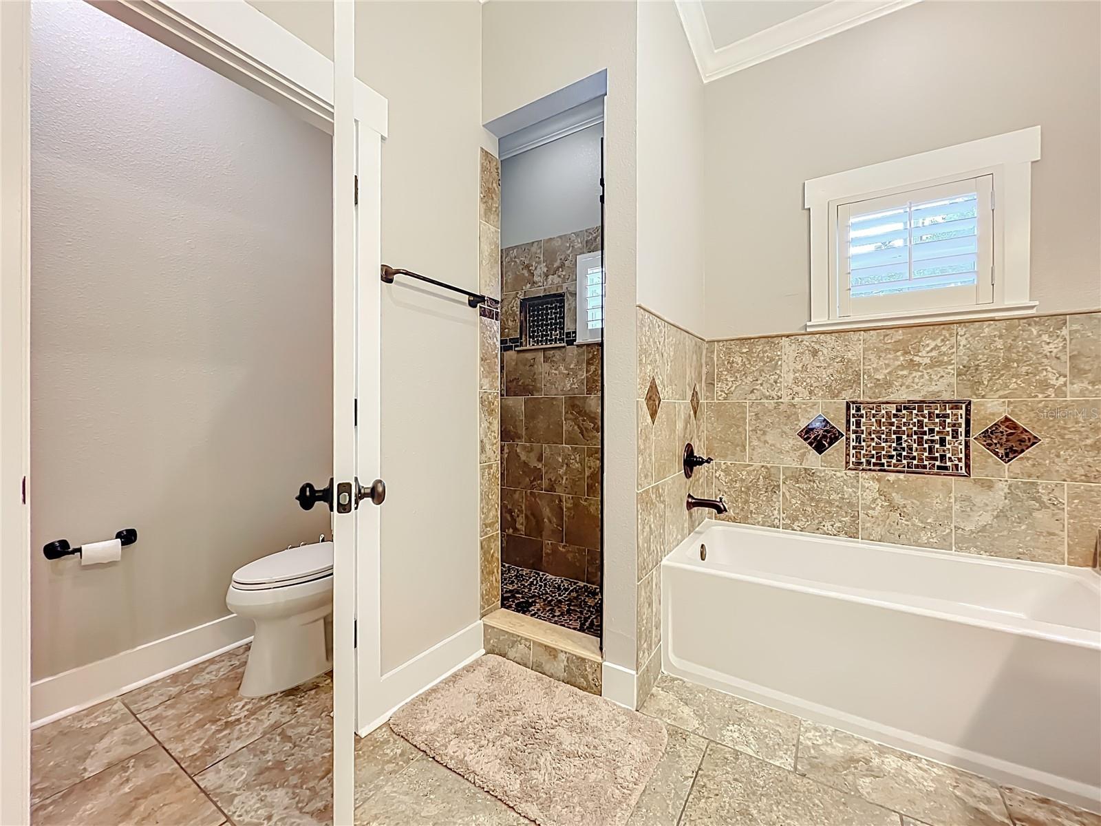 COLONIALTOWN NORTH - Residential