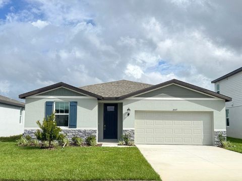 Photo of 31577 Malbec Drive, Brooksville, FL 34602 (MLS # TB8479725)