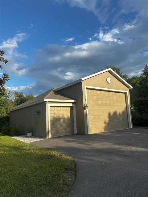 A home in DEBARY