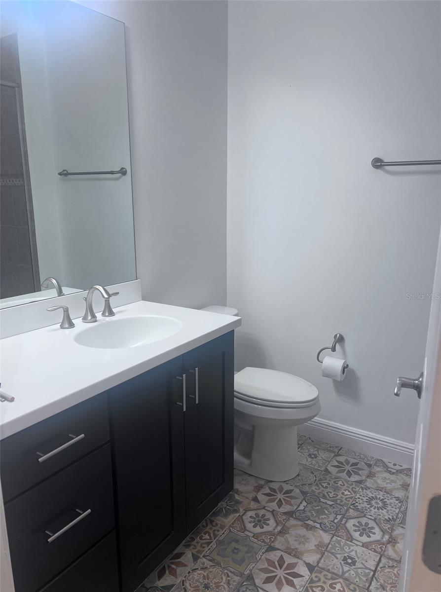 WESTSHORE YACHT CLUB PH 2 P - Residential Lease