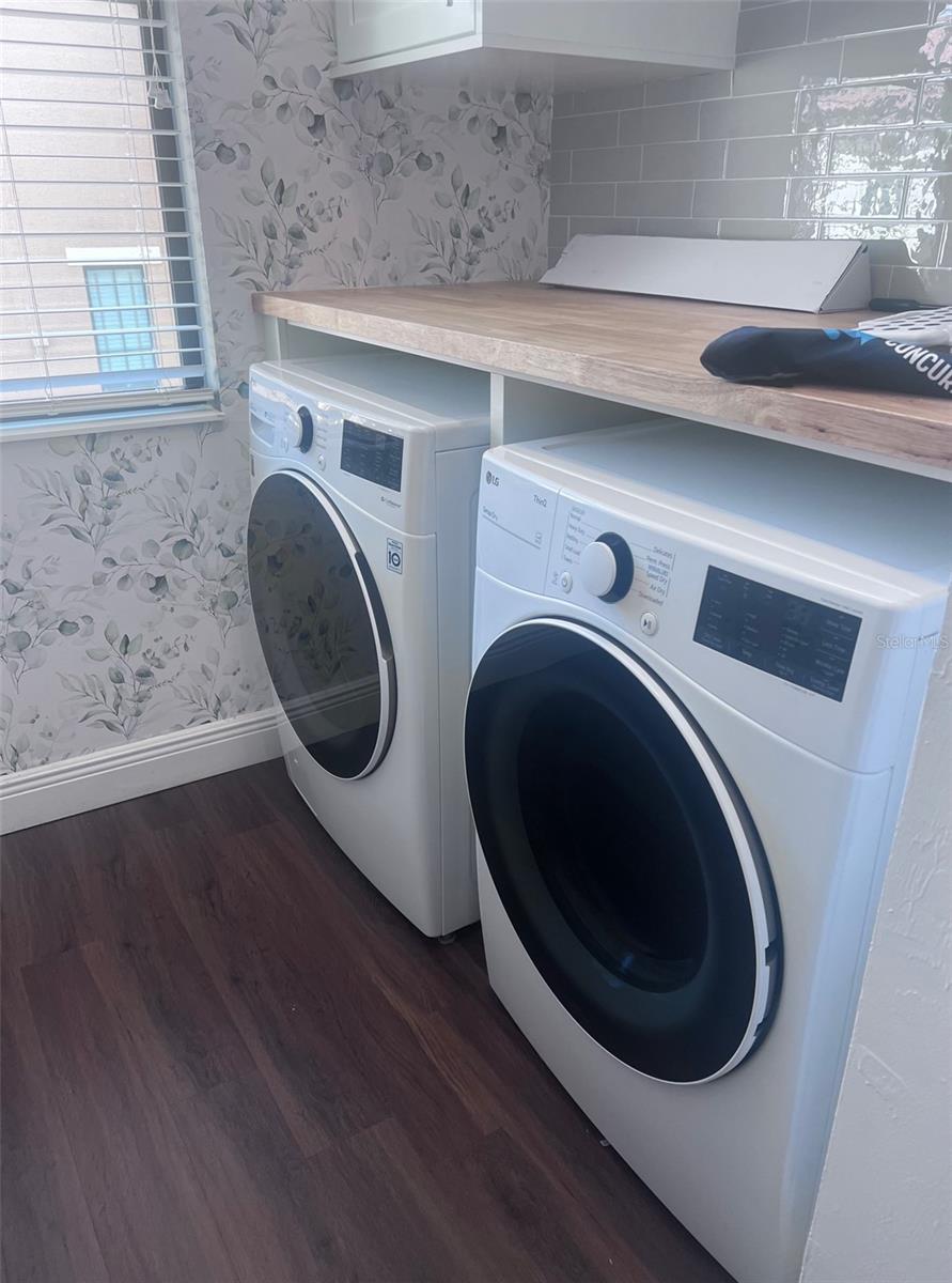 WESTSHORE YACHT CLUB PH 2 P - Residential Lease