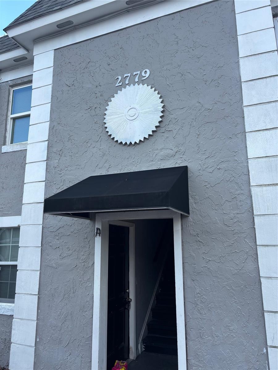 LEASE OPTION AVAILABLE!!! UNIT LOCATED IN THE CATALINA ISLES CONDOMINIUM. UNIT WAS RENOVATED 2-3 YEARS AGO. MAIN FLOOR UNIT THAT FEATURES 2 BEDROOMS/1.5 BATHROOMS WITH 992 SQFT. CALL WITH ANY QUESTIONS.