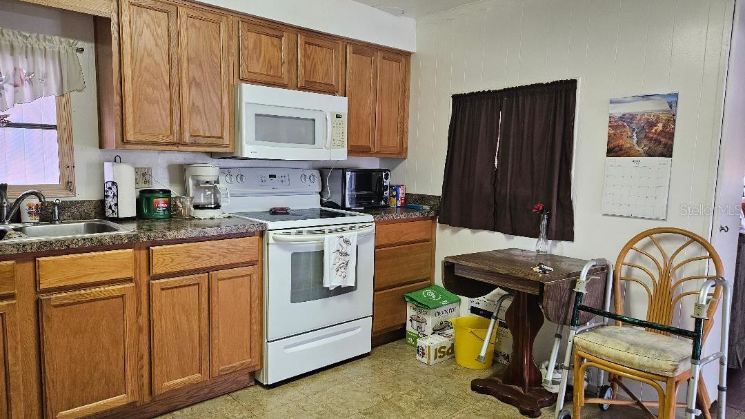 MAJESTIC PARK HOMES INC UNREC - Residential