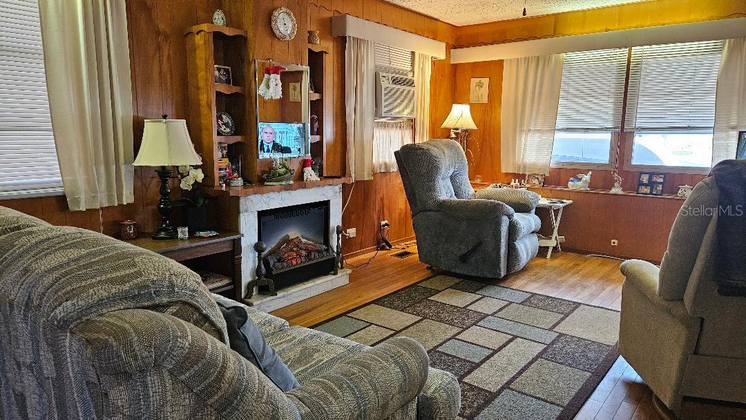 MAJESTIC PARK HOMES INC UNREC - Residential