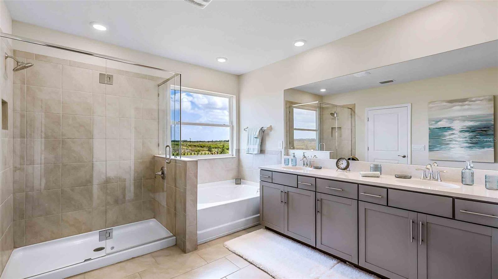 STAR FARMS AT LAKEWOOD RANCH - Residential