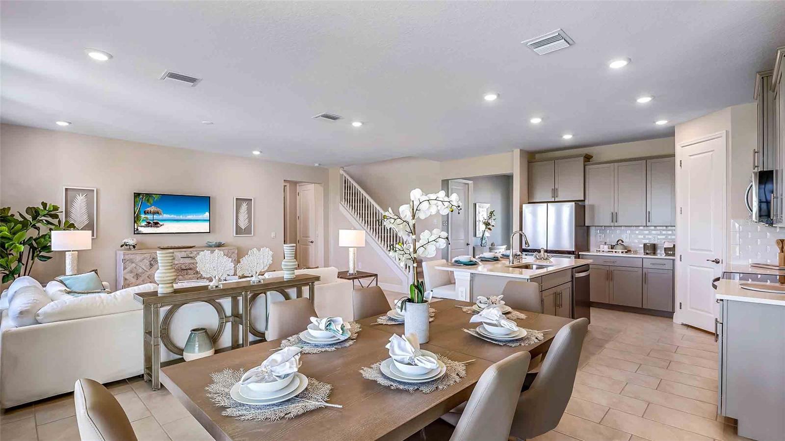 STAR FARMS AT LAKEWOOD RANCH - Residential