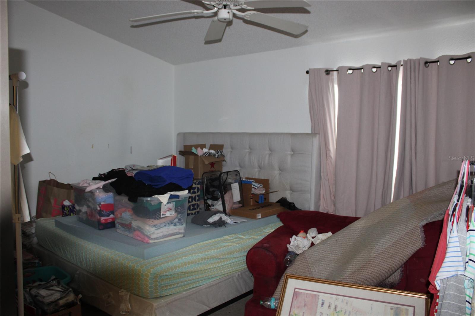 SUN KETCH TWNHMS AT CYPRESS LAKES - Residential