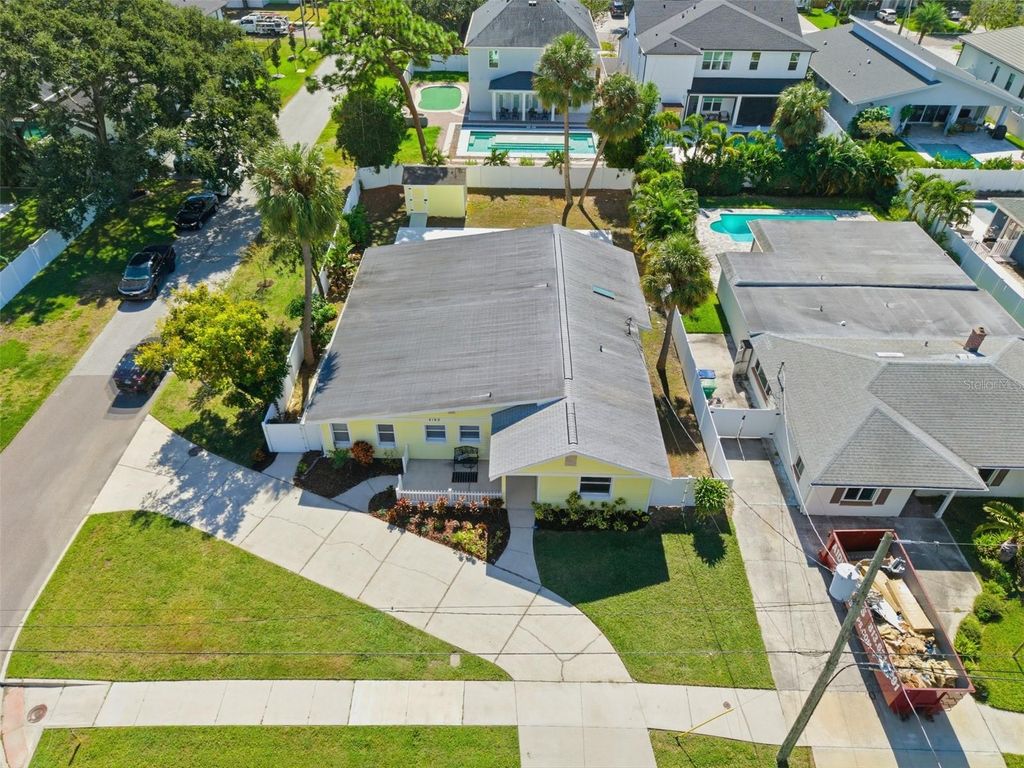 Photo of 4102 Watrous Avenue W, Tampa, FL 33629 (MLS # TB8439638)
