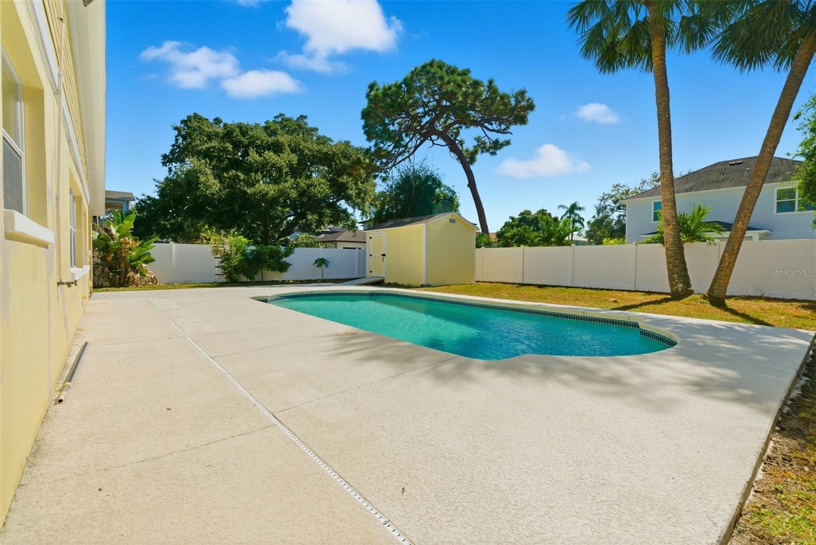 MINNEOLA - Residential