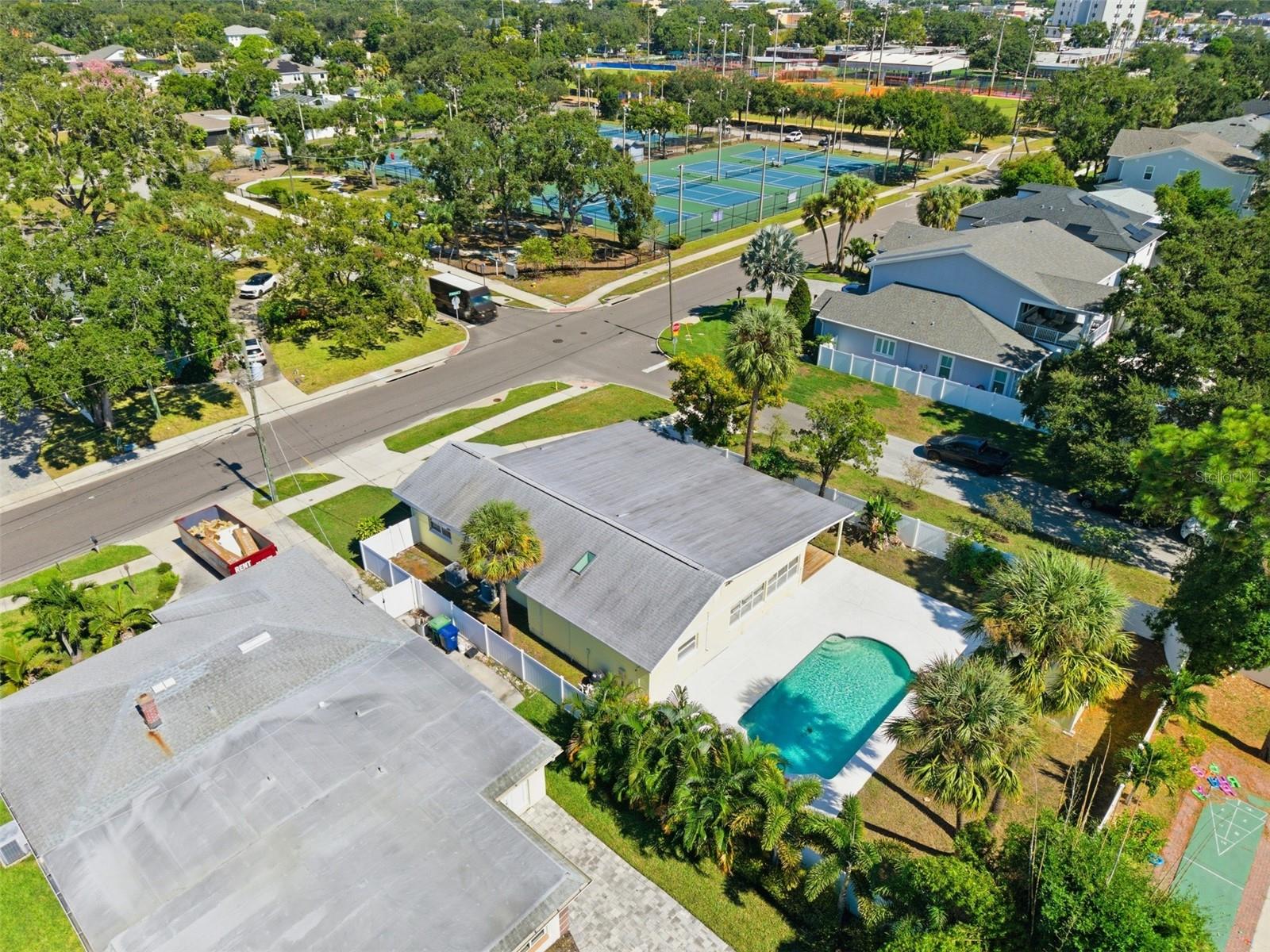 MINNEOLA - Residential