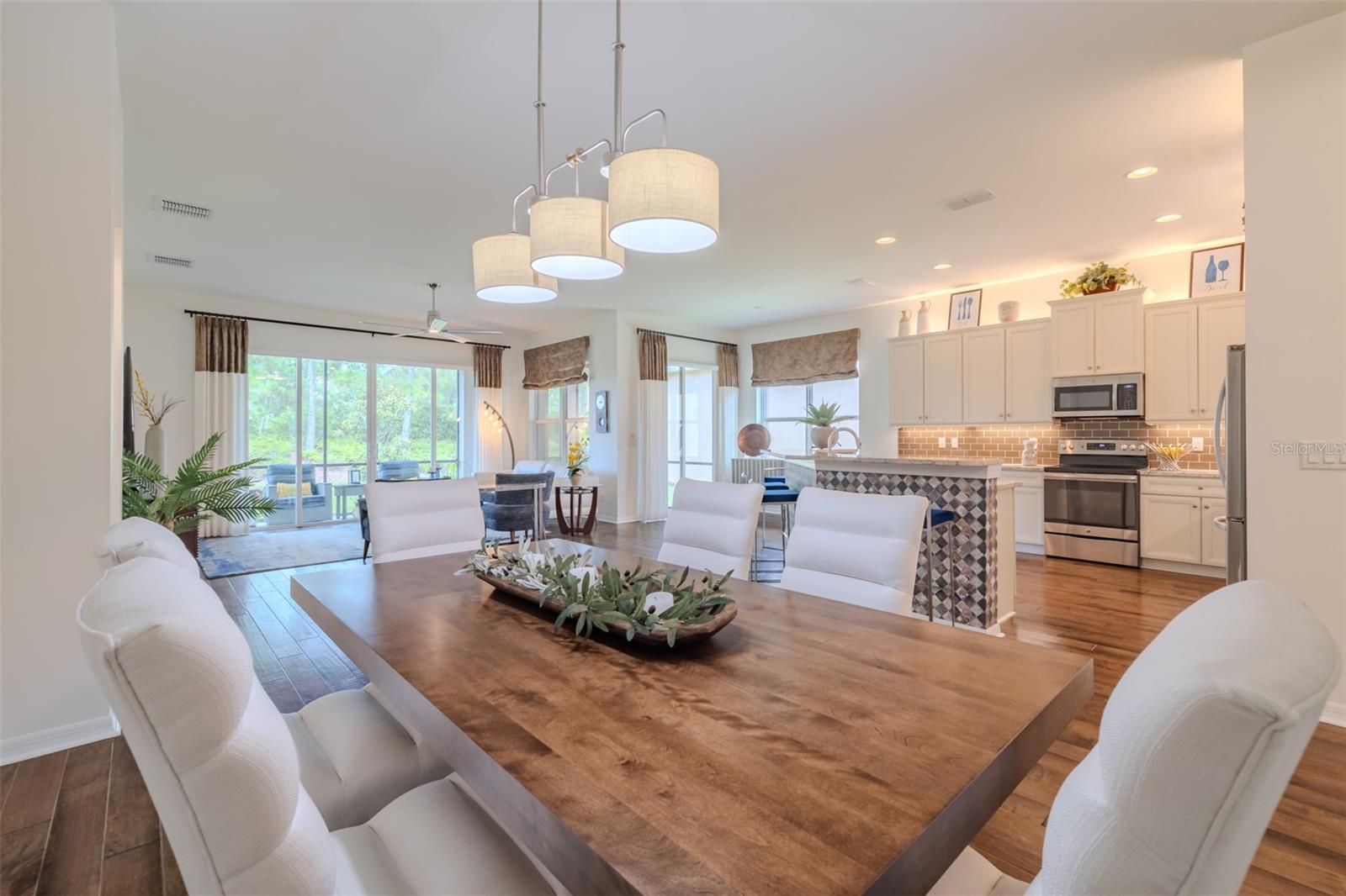 VALENCIA LAKES TR O - Residential Lease