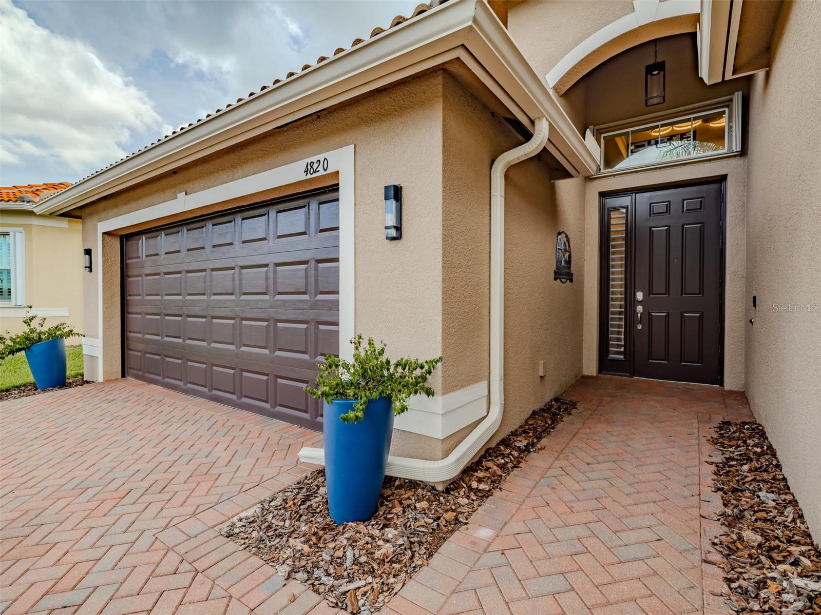 VALENCIA LAKES TR O - Residential Lease