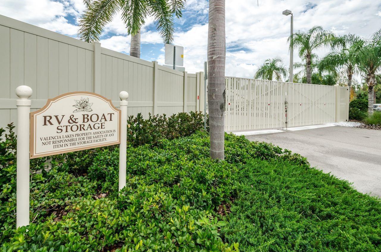 VALENCIA LAKES TR O - Residential Lease
