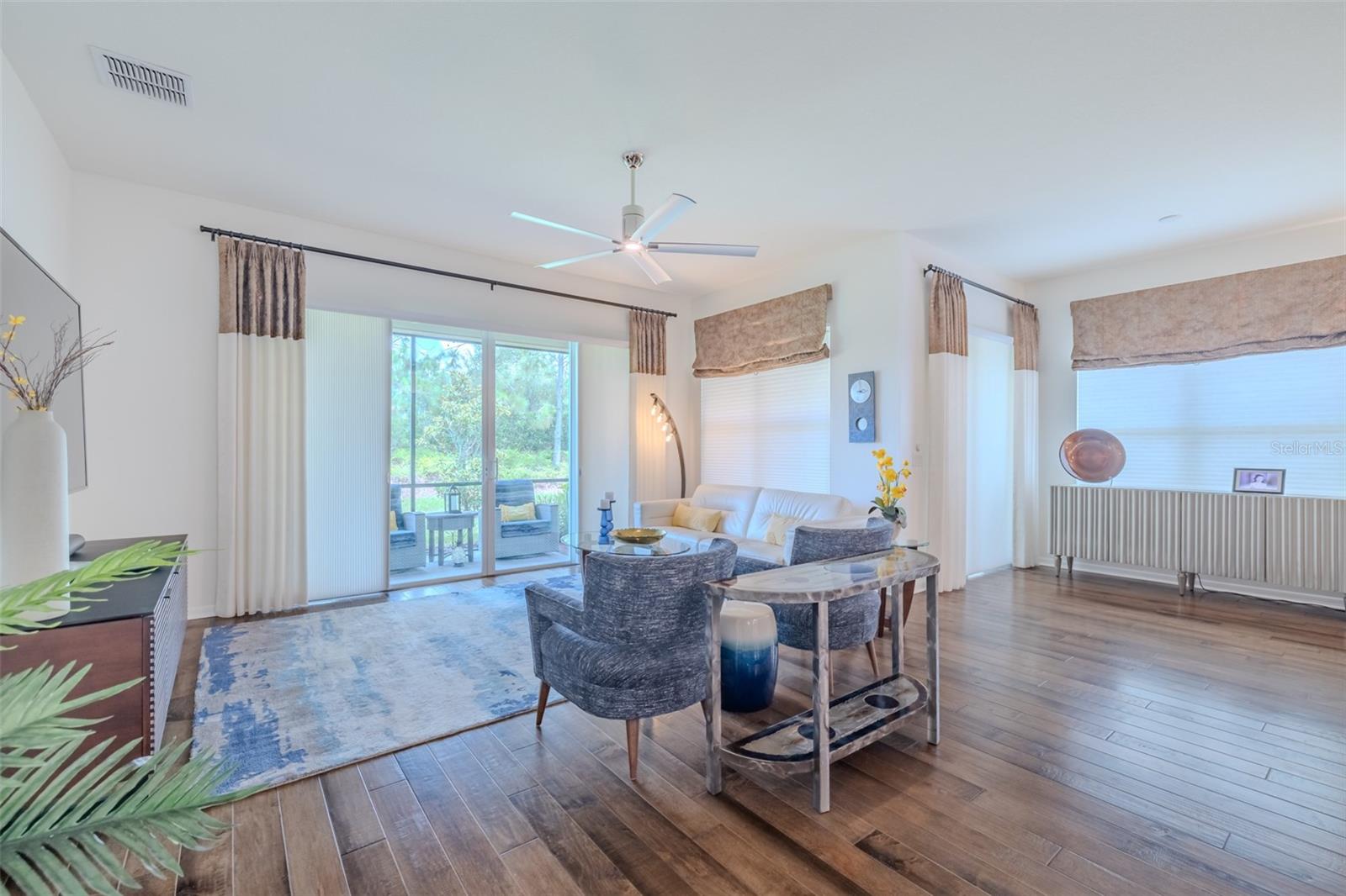 VALENCIA LAKES TR O - Residential Lease