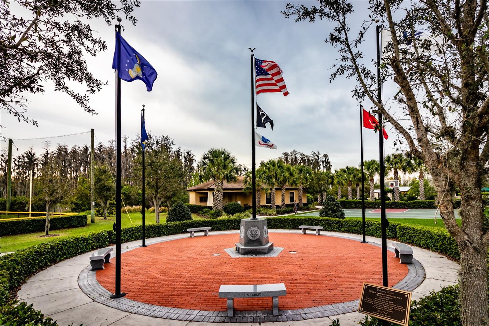 VALENCIA LAKES TR O - Residential Lease