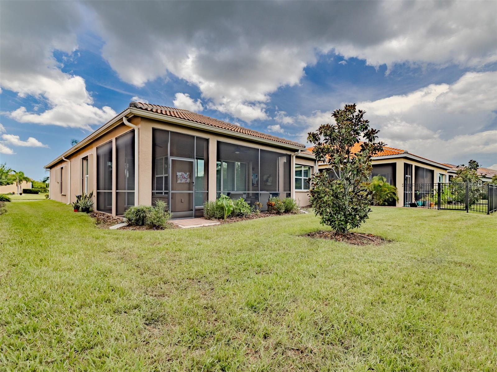 VALENCIA LAKES TR O - Residential Lease