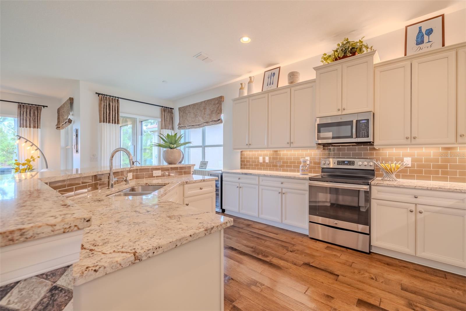 VALENCIA LAKES TR O - Residential Lease