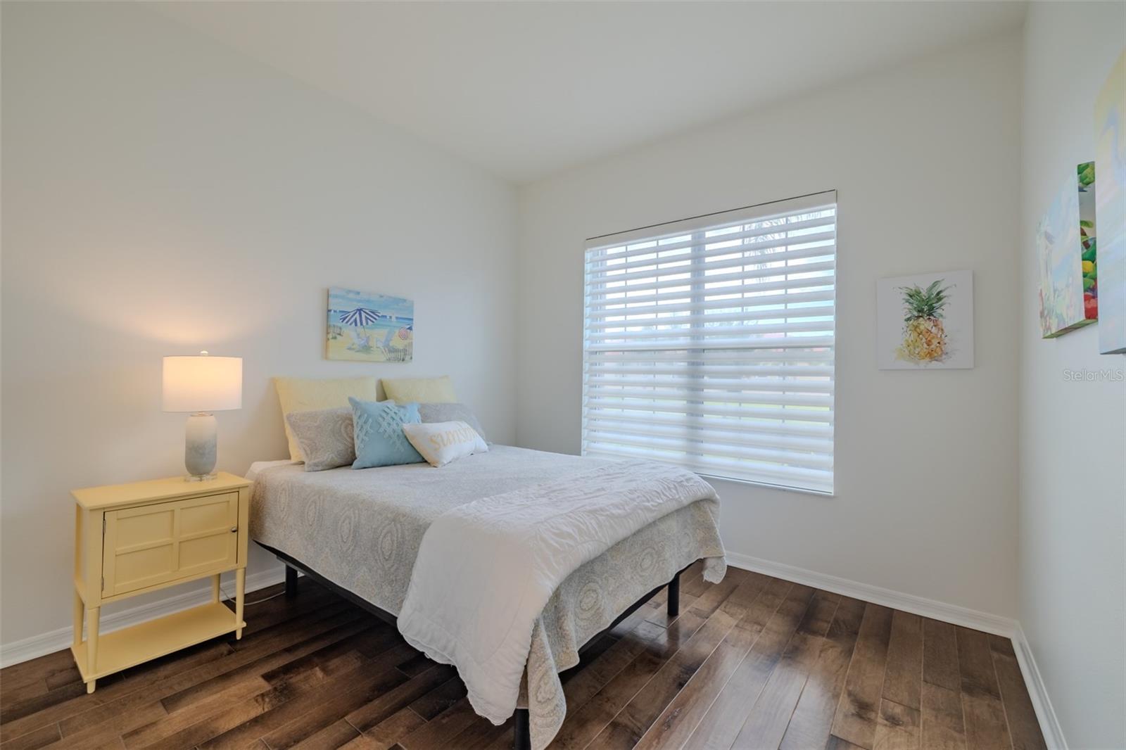 VALENCIA LAKES TR O - Residential Lease