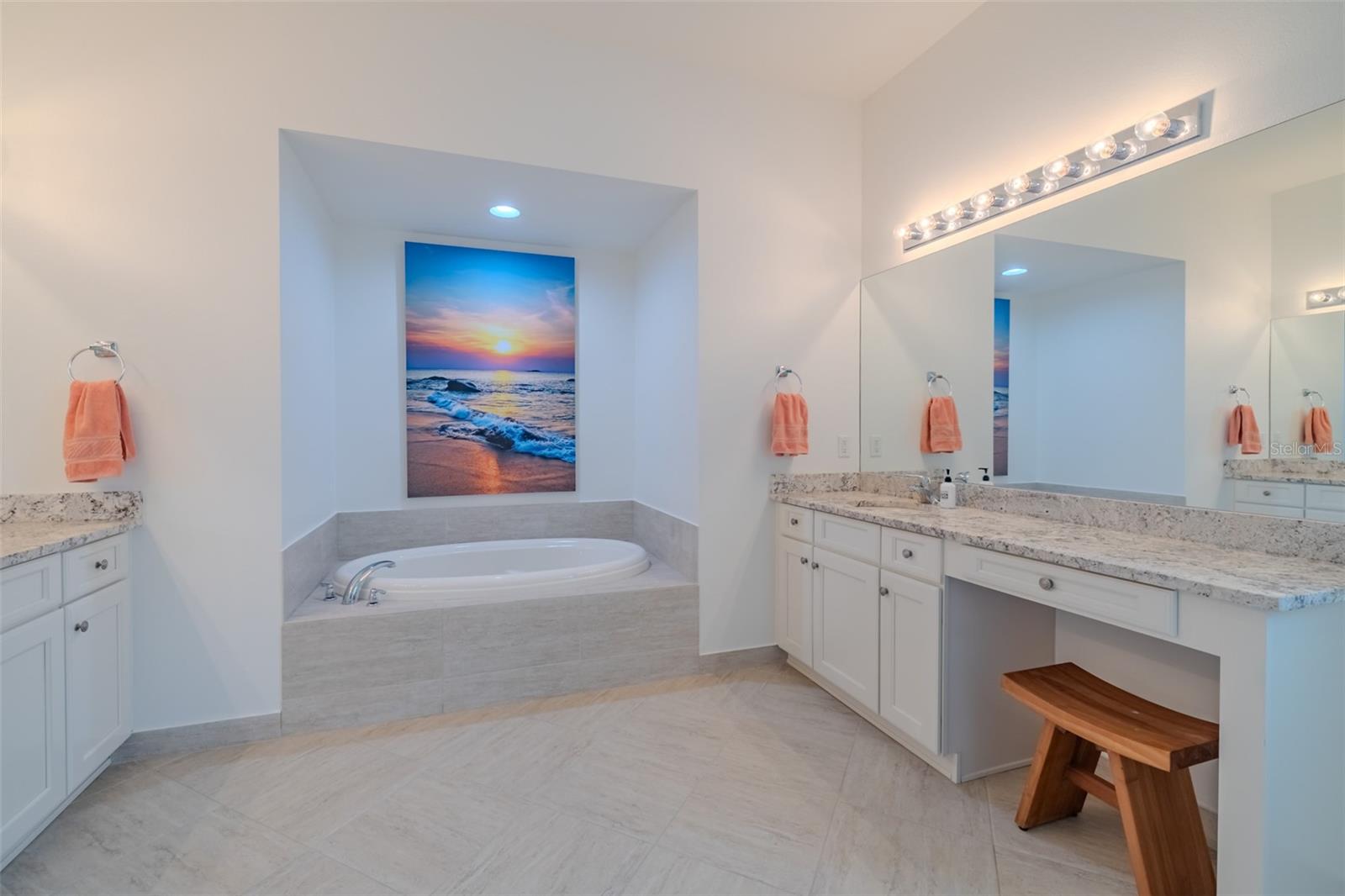 VALENCIA LAKES TR O - Residential Lease
