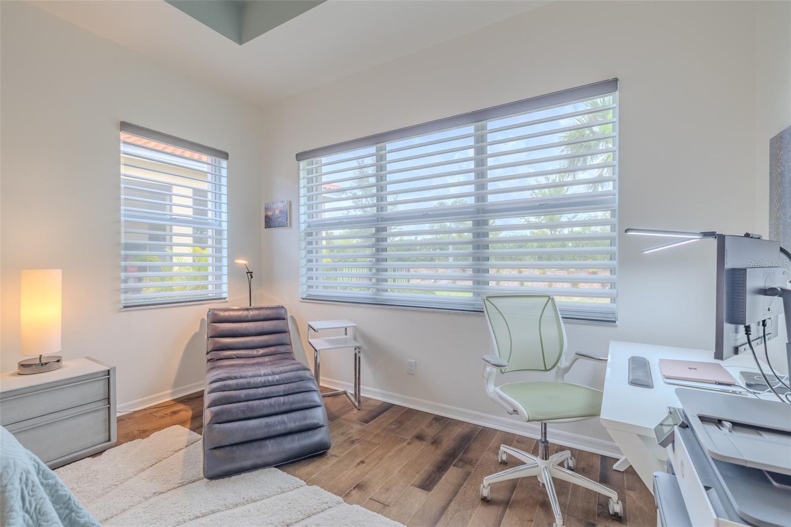 VALENCIA LAKES TR O - Residential Lease