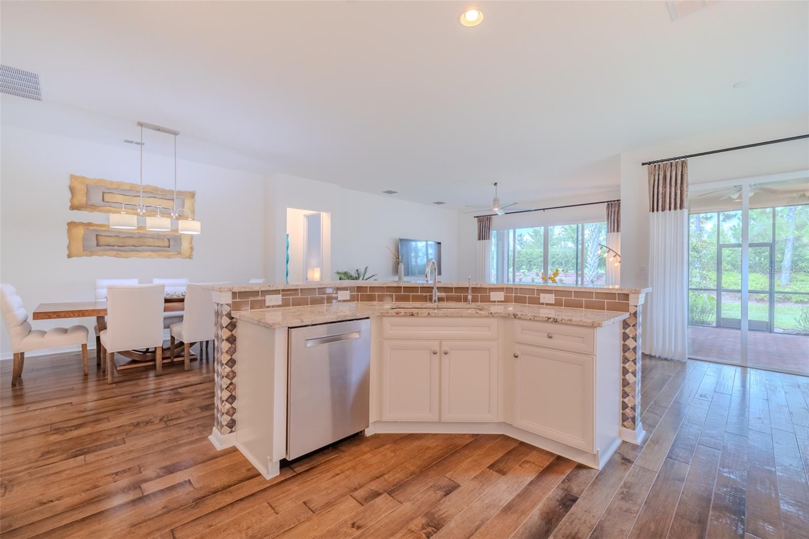 VALENCIA LAKES TR O - Residential Lease