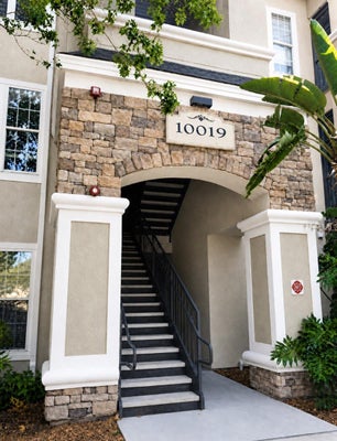10019 COURTNEY PALMS BLVD APT 103, TAMPA, FL 33619 - Image e2bbb2dd42107f0921d533e797ea5e3c/1470406872