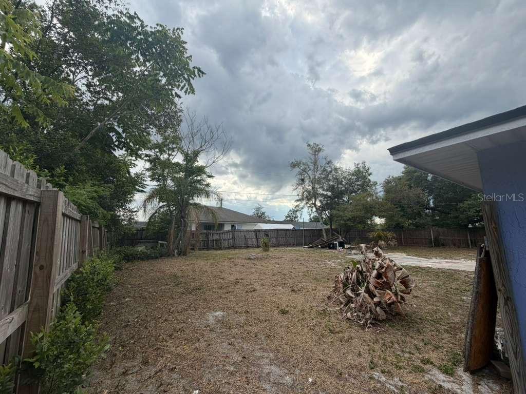2824 W HURON DRIVE