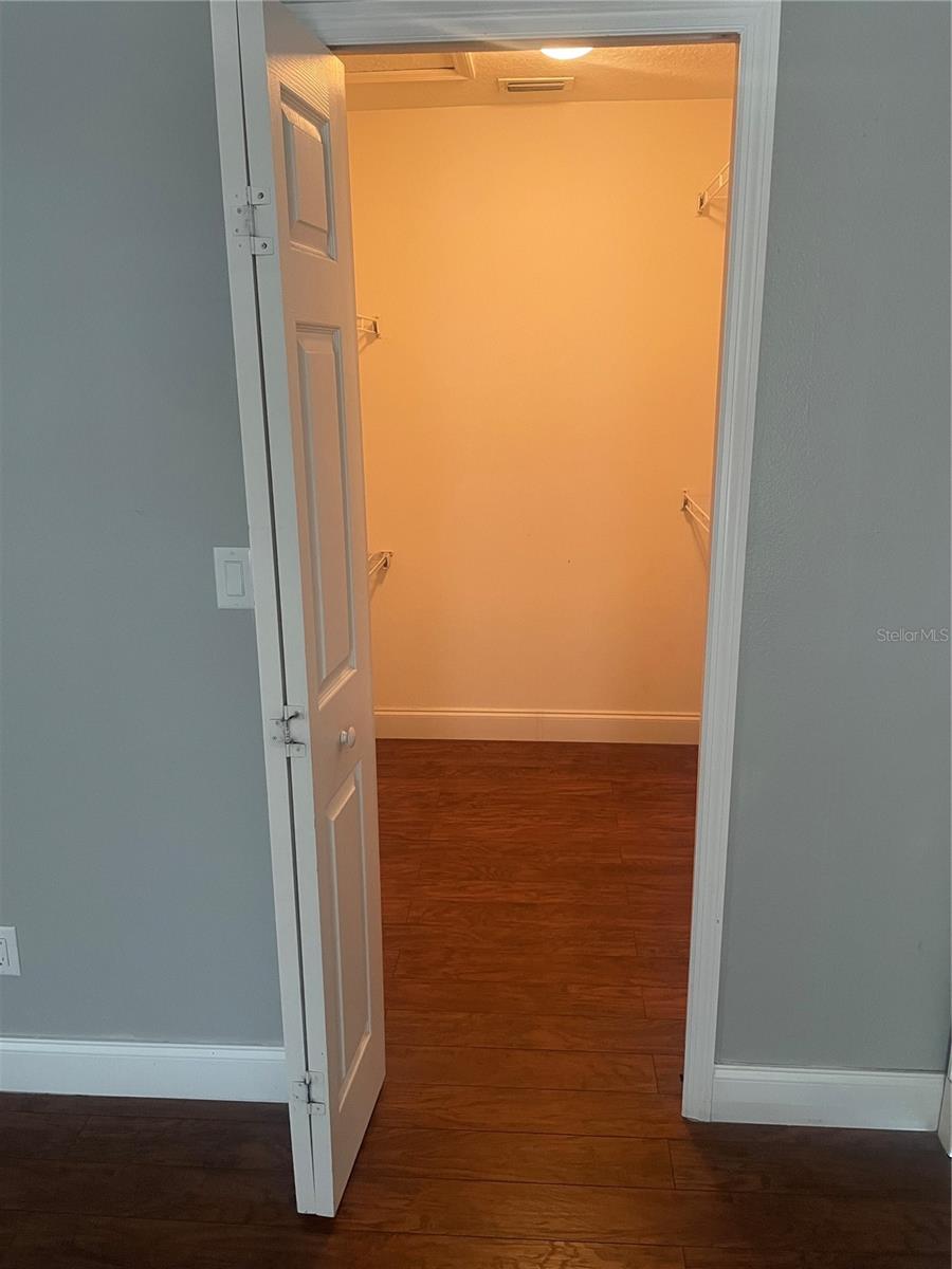 LEESBURG VILLAGE AT LAKE POINTE LT 66 PB 05 - Residential