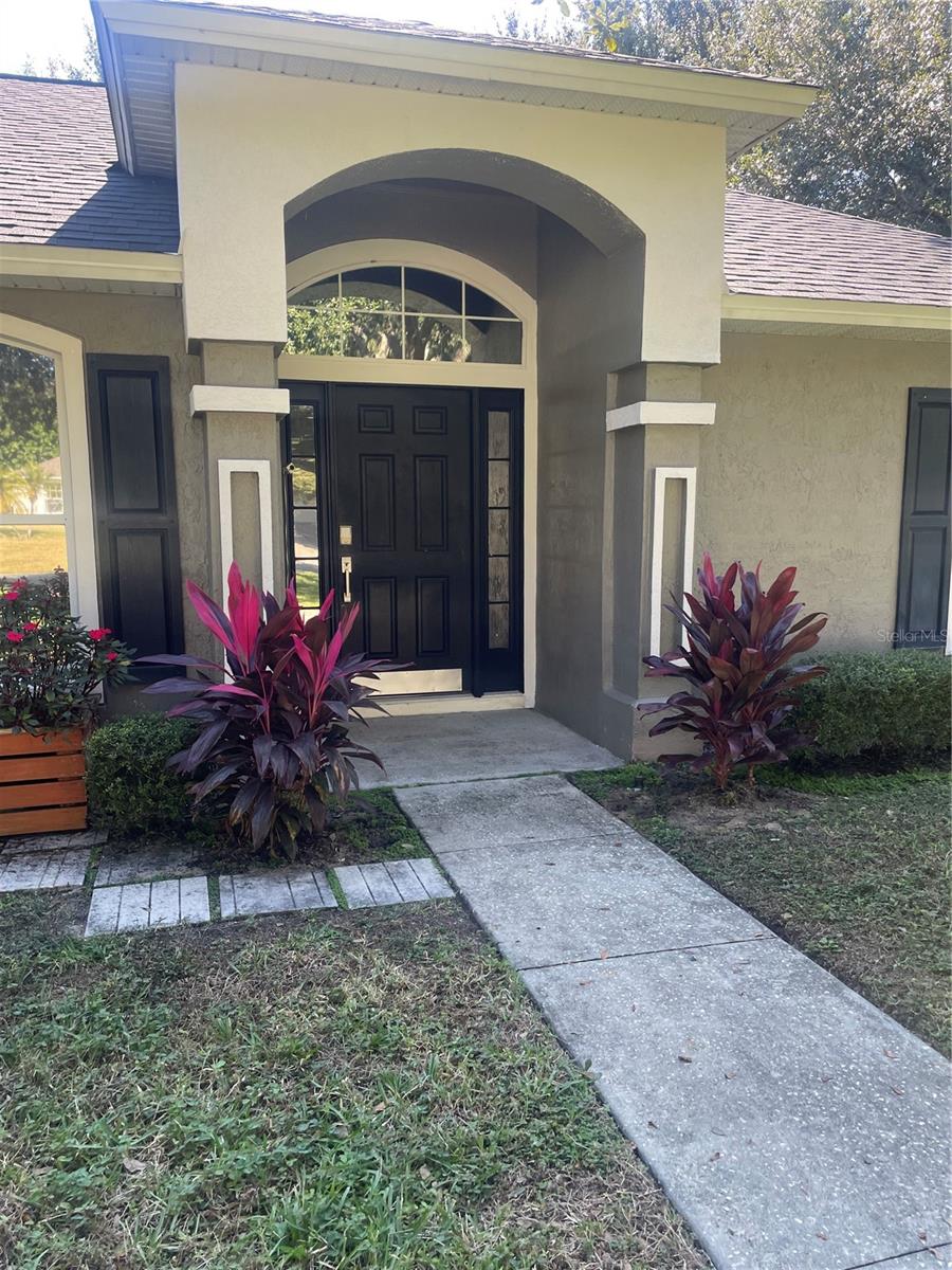 LEESBURG VILLAGE AT LAKE POINTE LT 66 PB 05 - Residential