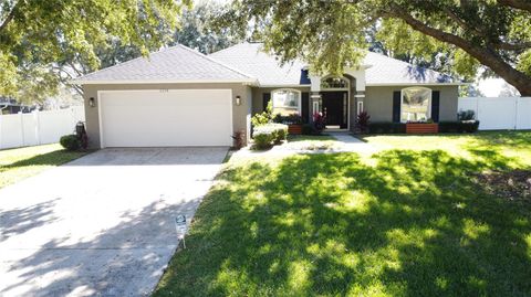 2234 LAKE POINTE CIRCLE LEESBURG FL 34748