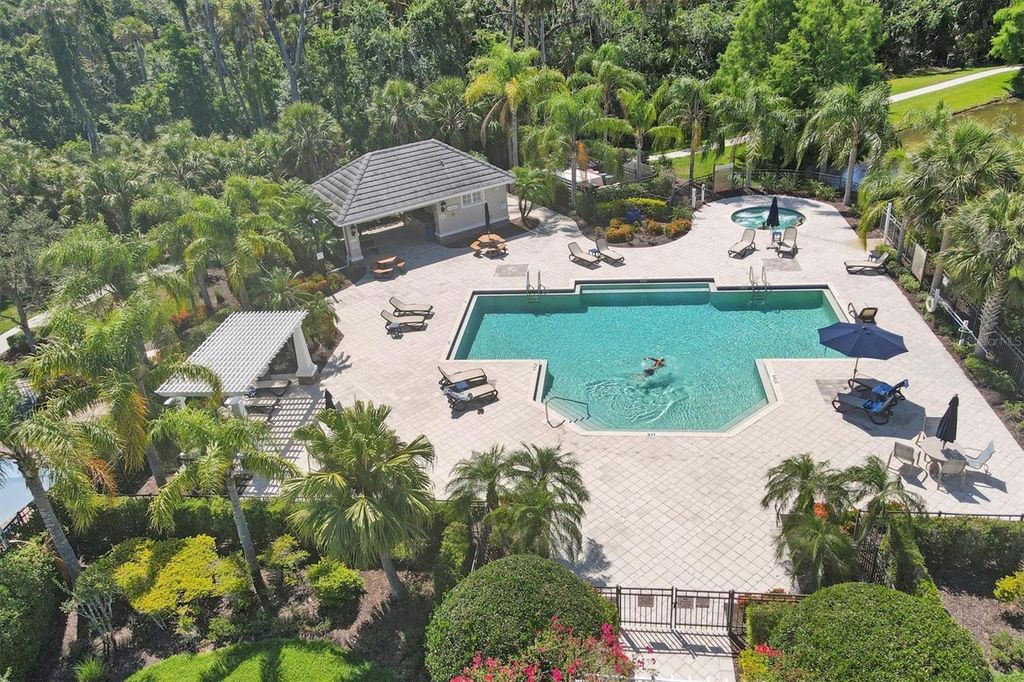 Photo of 4811 Woodbrook Drive, Sarasota, FL 34243 (MLS # A4652272)