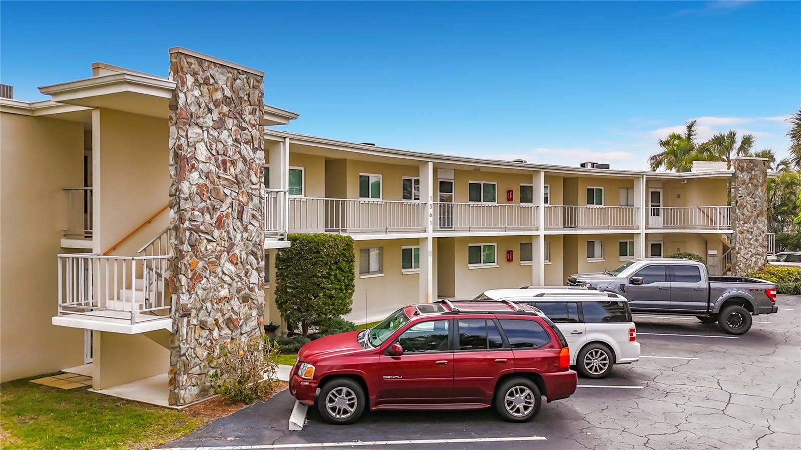 HARBOURSIDE CONDO OF PINELLAS - Residential