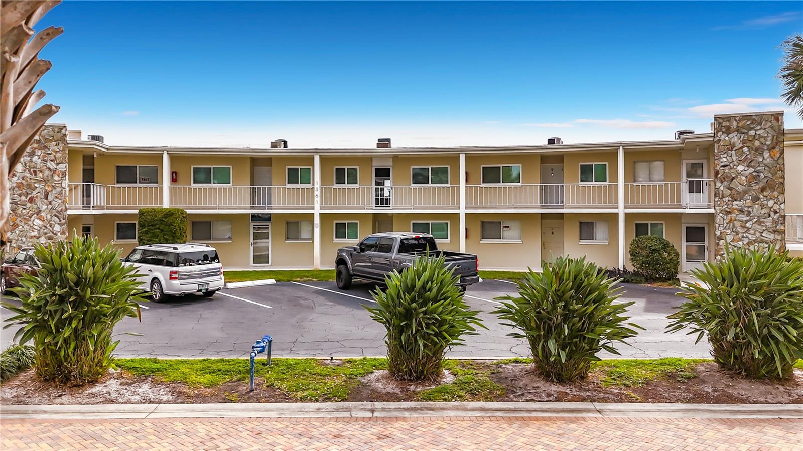 HARBOURSIDE CONDO OF PINELLAS - Residential