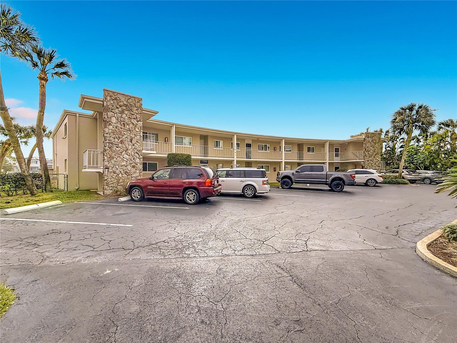 HARBOURSIDE CONDO OF PINELLAS - Residential