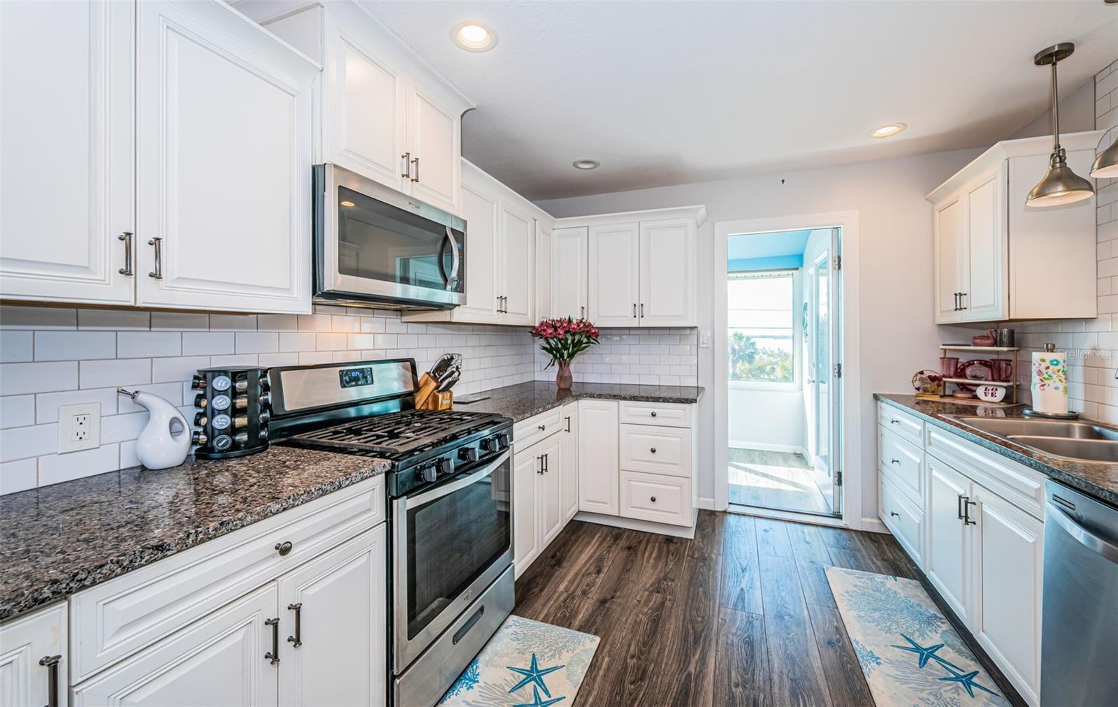 ROYAL STEWART ARMS - Residential Lease