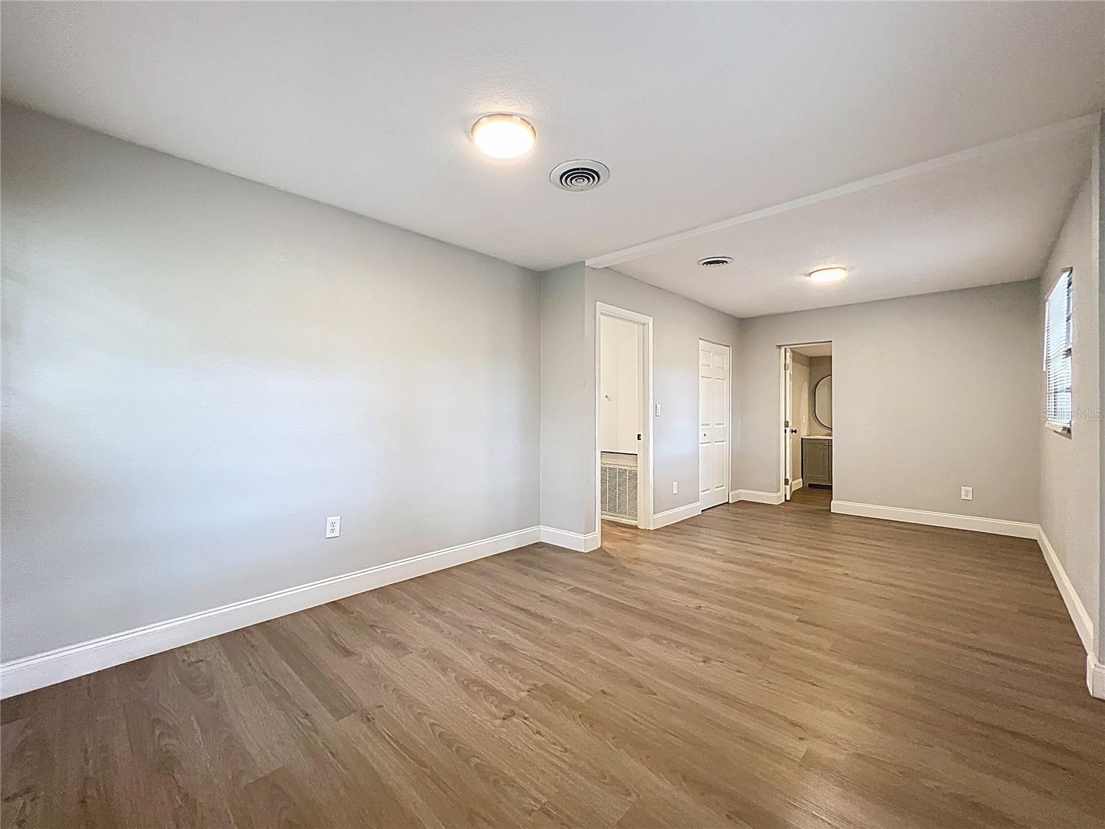 OAKLAND HILLS - Residential