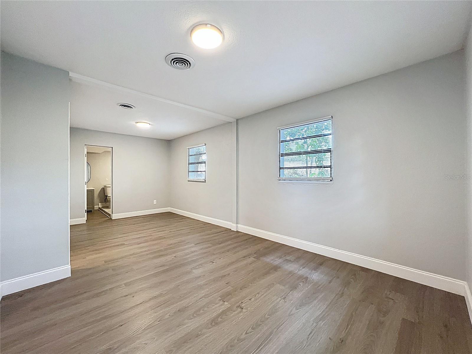 OAKLAND HILLS - Residential