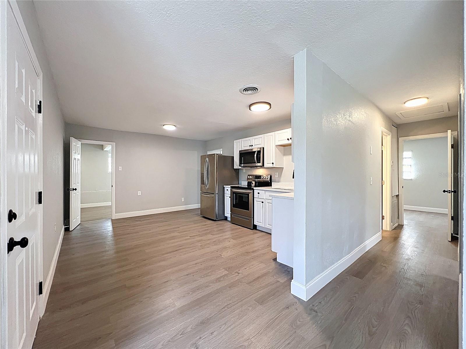 OAKLAND HILLS - Residential