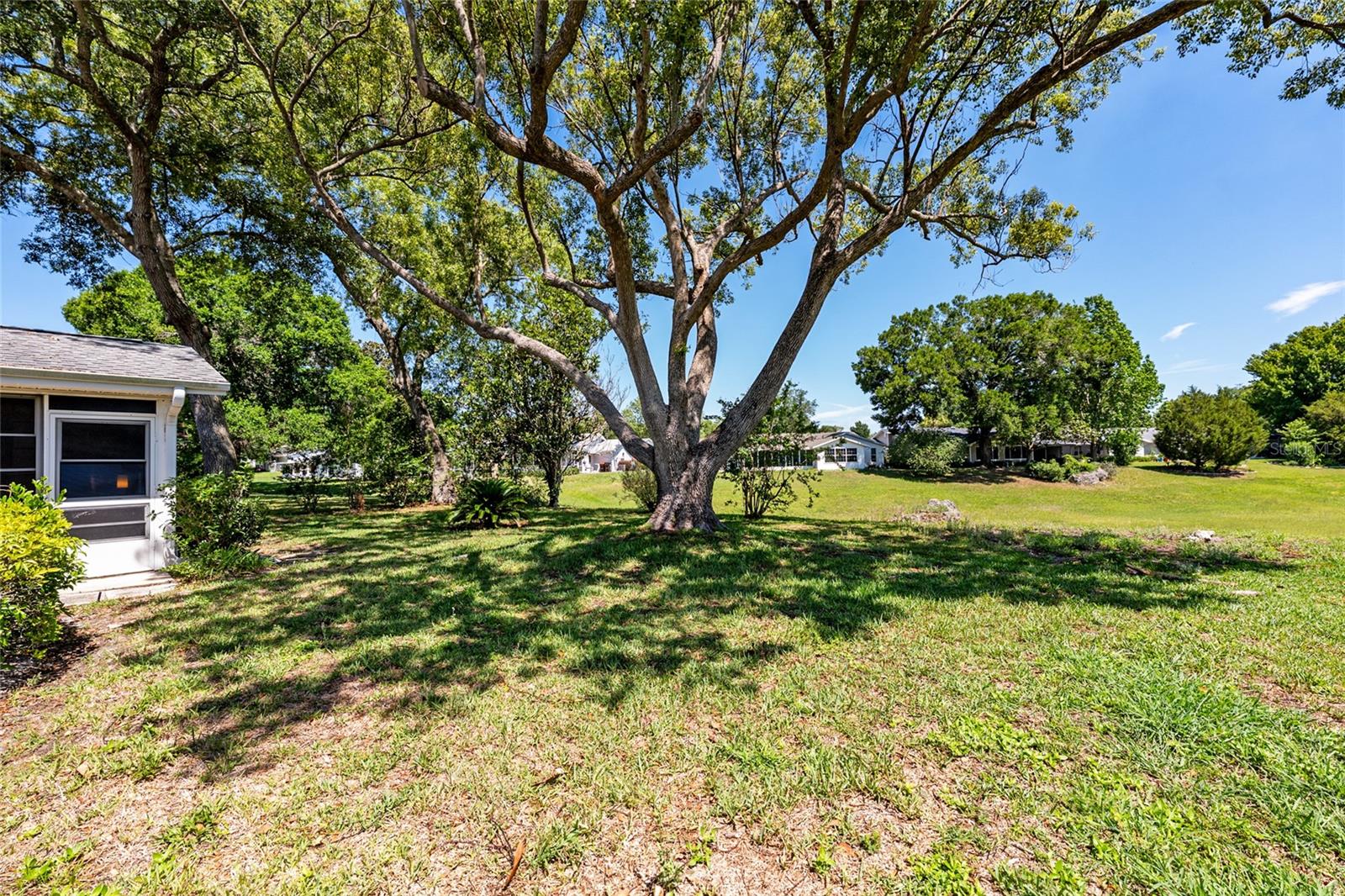 OAK RUN - Residential