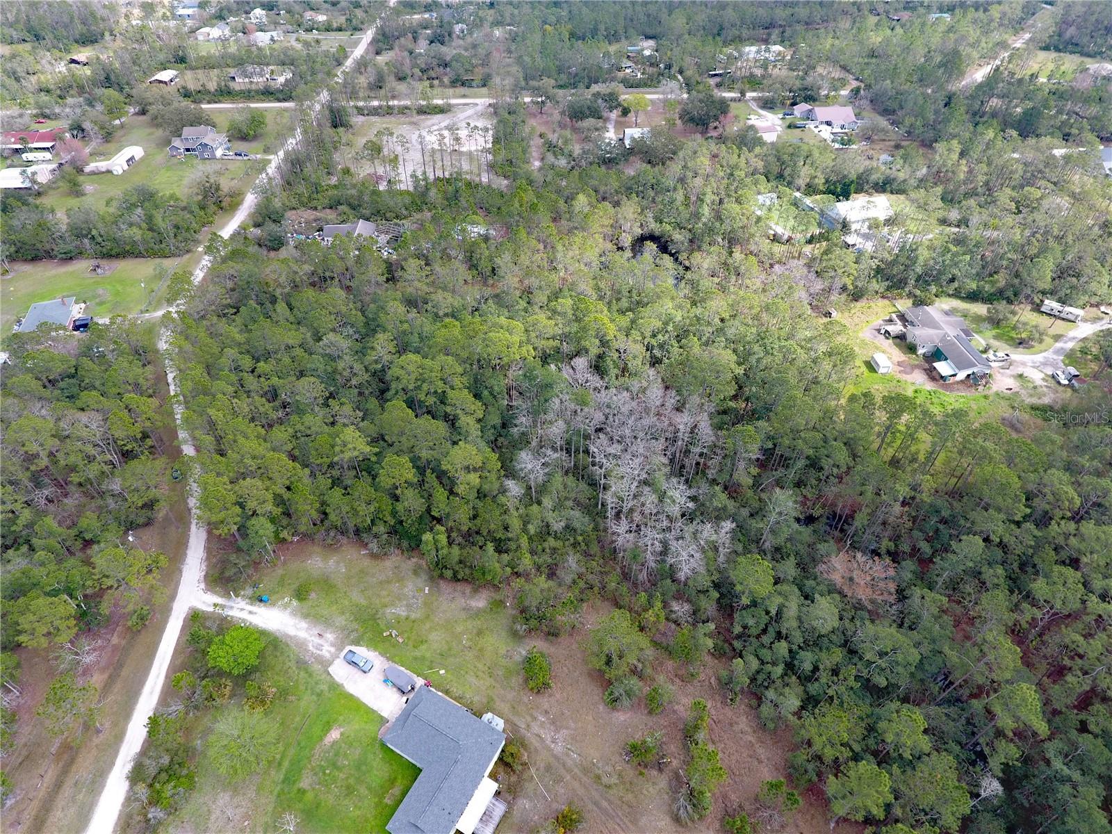 3779 PLANTATION DRIVE