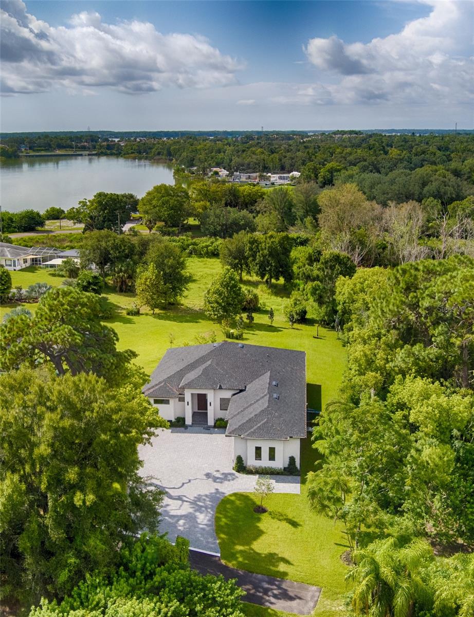 Photo of 1336 Hays Road, Tarpon Springs, FL 34689 (MLS # TB8521200)